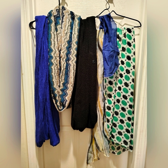 Calvin Klein Accessories - 6 Piece Scarf Lot- From Winter Calvin Wrap , Wispy Lane Bryant,To Neckline Sheer